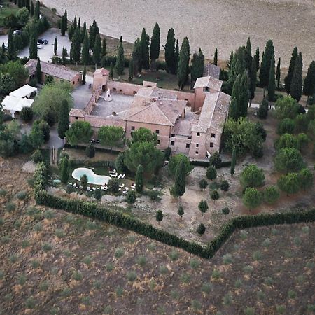 Castello Di Leonina Relais - Adults Only Hotel Siena Bagian luar foto