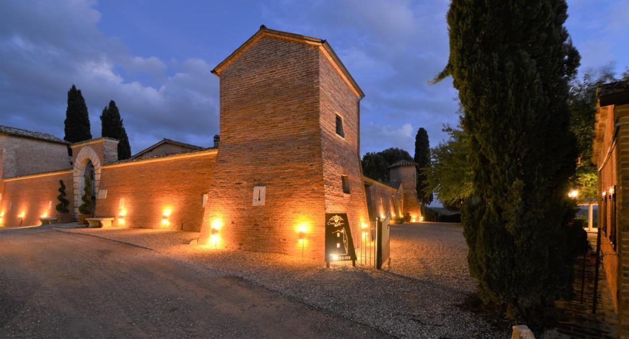 Castello Di Leonina Relais - Adults Only Hotel Siena Bagian luar foto