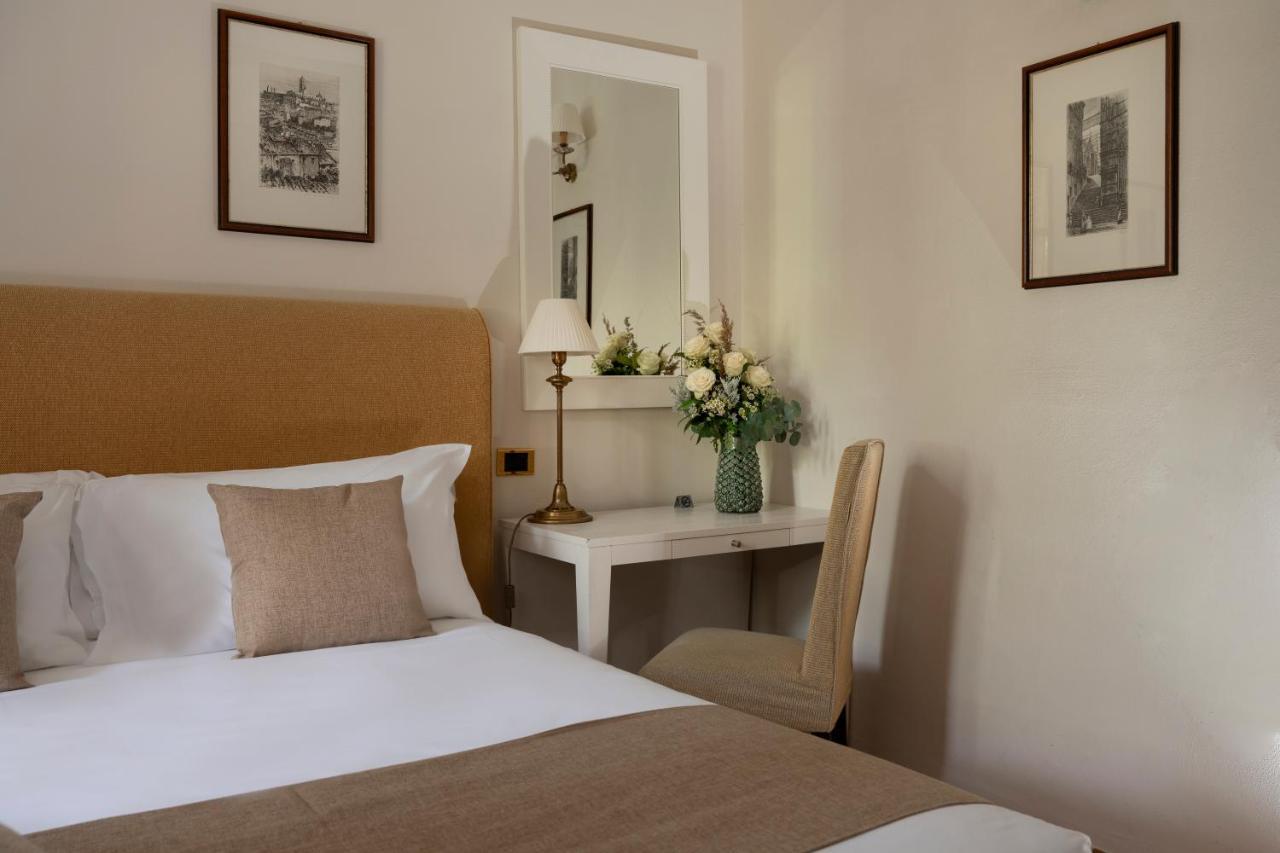 Castello Di Leonina Relais - Adults Only Hotel Siena Bagian luar foto