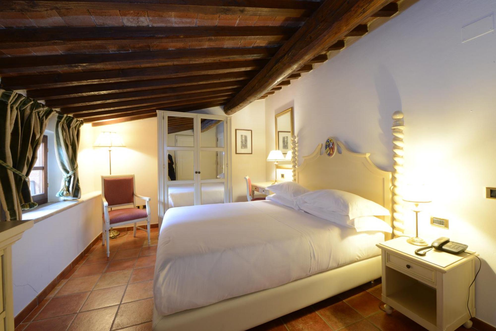 Castello Di Leonina Relais - Adults Only Hotel Siena Bagian luar foto
