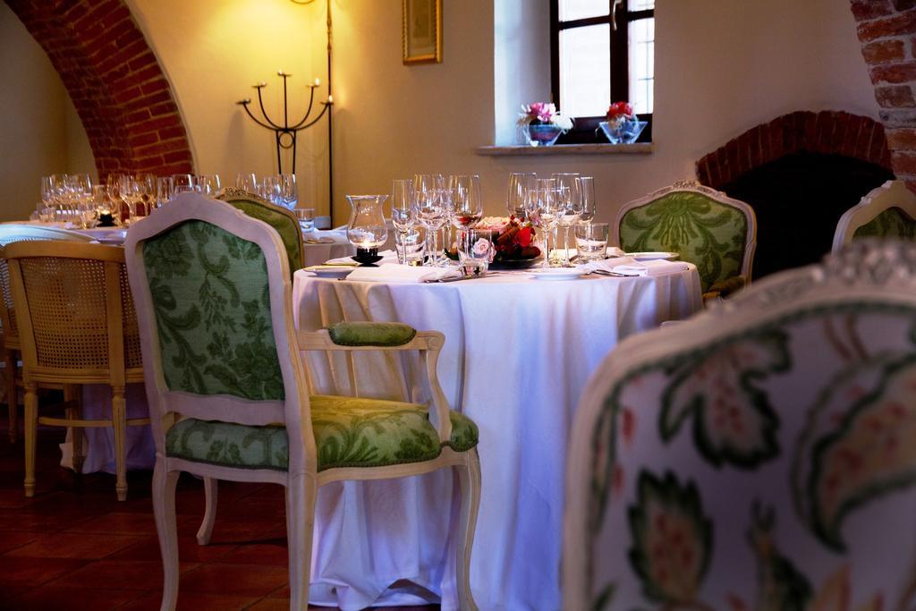 Castello Di Leonina Relais - Adults Only Hotel Siena Bagian luar foto
